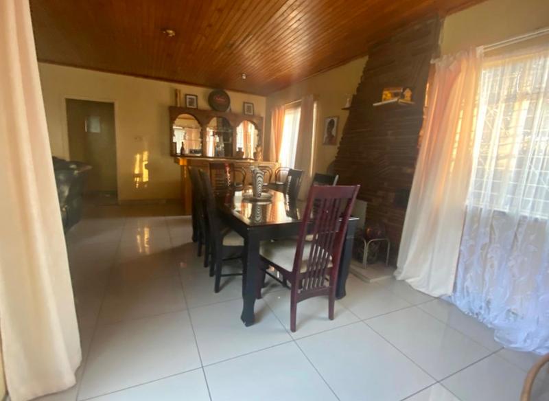 3 Bedroom Property for Sale in Vanderbijlpark CW 5 Gauteng