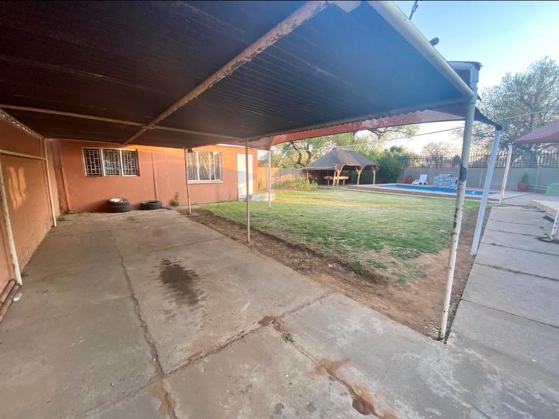3 Bedroom Property for Sale in Vanderbijlpark CW 5 Gauteng