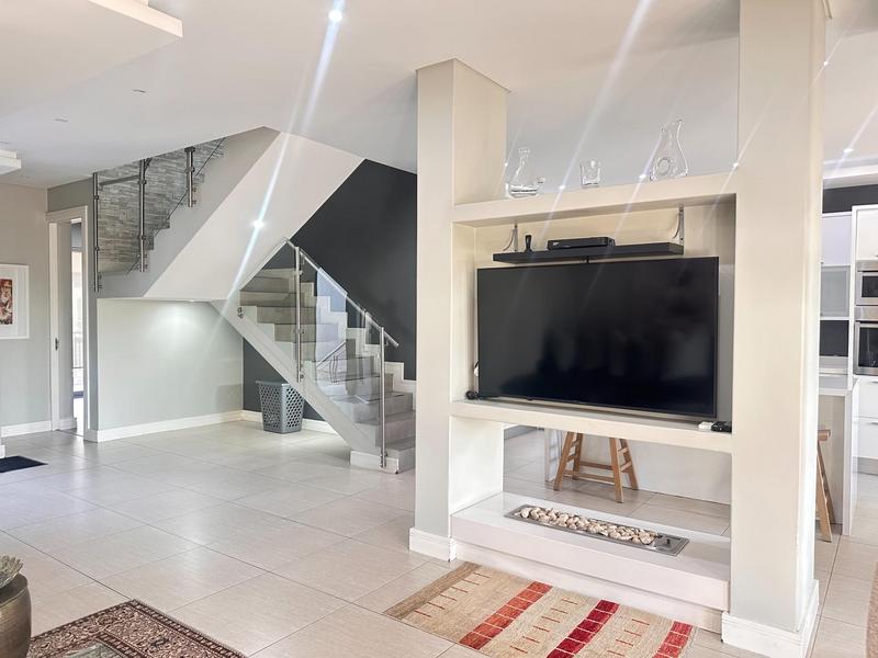 To Let 3 Bedroom Property for Rent in Morningside Gauteng