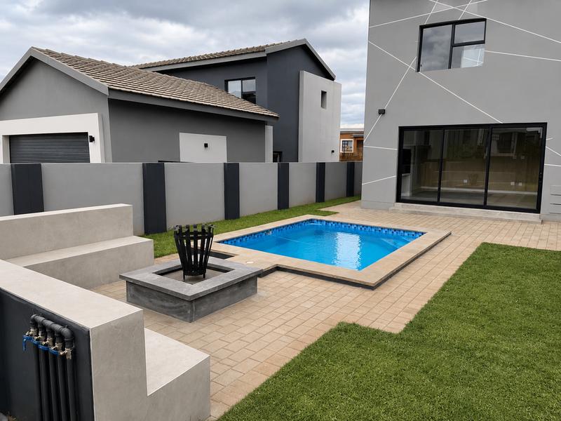 4 Bedroom Property for Sale in Midstream Estate Gauteng