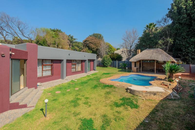 3 Bedroom Property for Sale in Little Falls Gauteng
