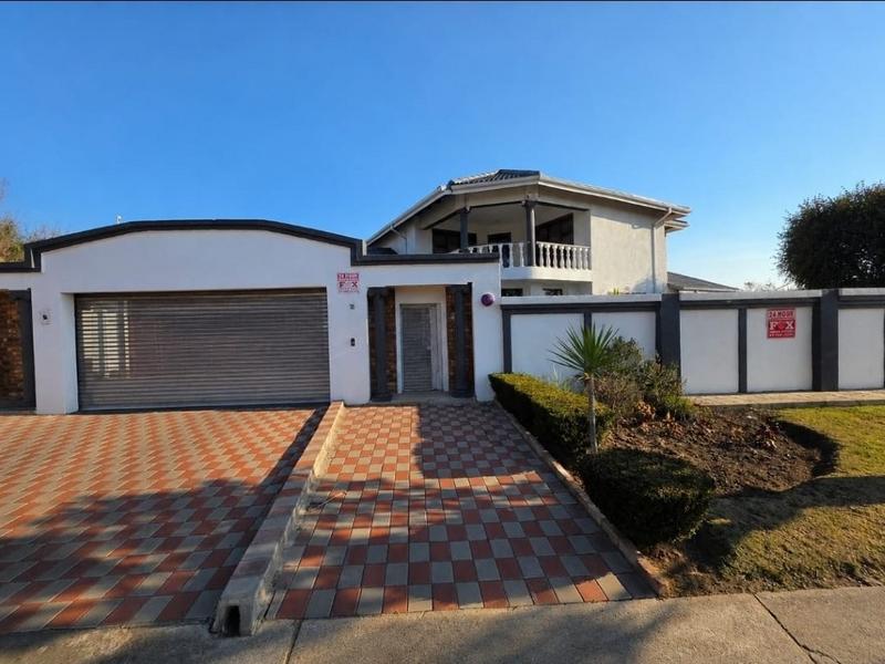 4 Bedroom Property for Sale in Brackendowns Gauteng