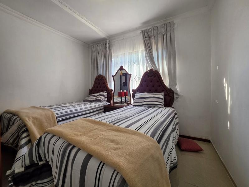 4 Bedroom Property for Sale in Brackendowns Gauteng