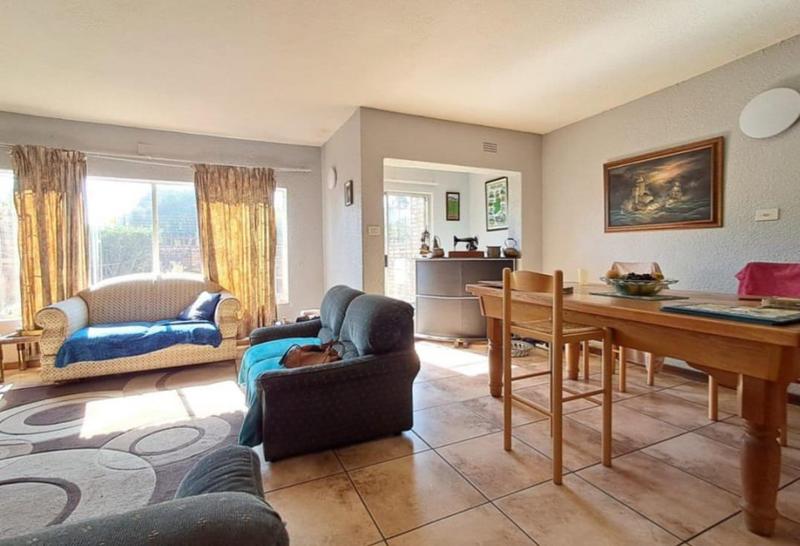 3 Bedroom Property for Sale in Brackenhurst Gauteng