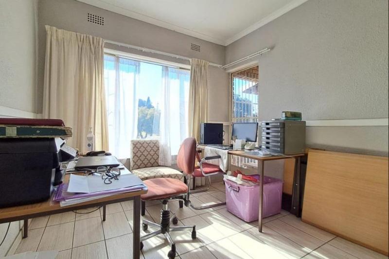 3 Bedroom Property for Sale in Brackenhurst Gauteng