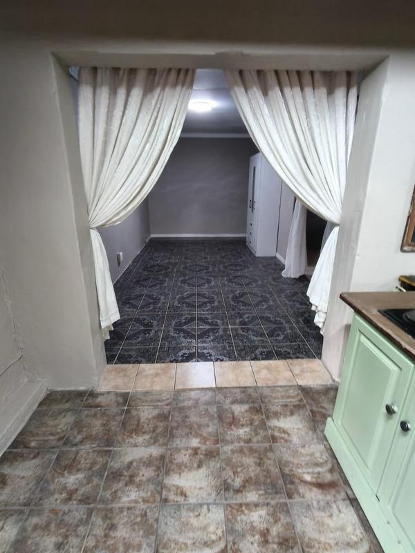 1 Bedroom Property for Sale in Struisbult Gauteng