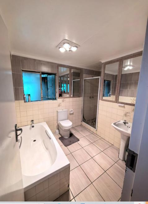 3 Bedroom Property for Sale in Dalpark Gauteng