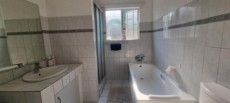 2 Bedroom Property for Sale in Celtisdal Gauteng