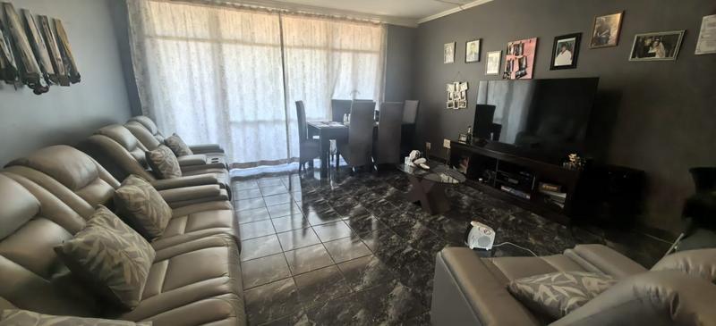 3 Bedroom Property for Sale in Florida Gauteng