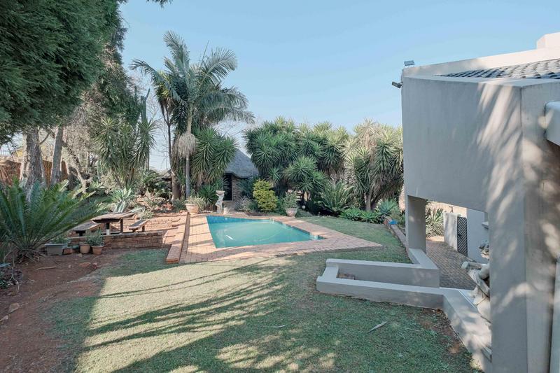 3 Bedroom Property for Sale in Faerie Glen Gauteng