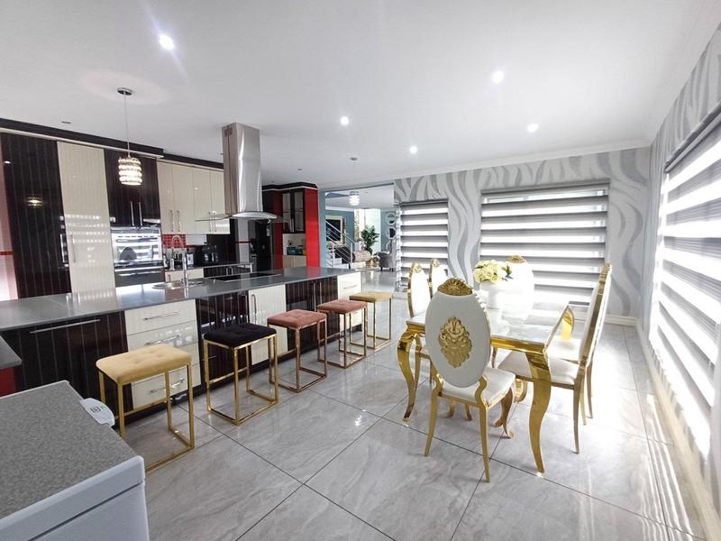 5 Bedroom Property for Sale in Three Rivers East Gauteng