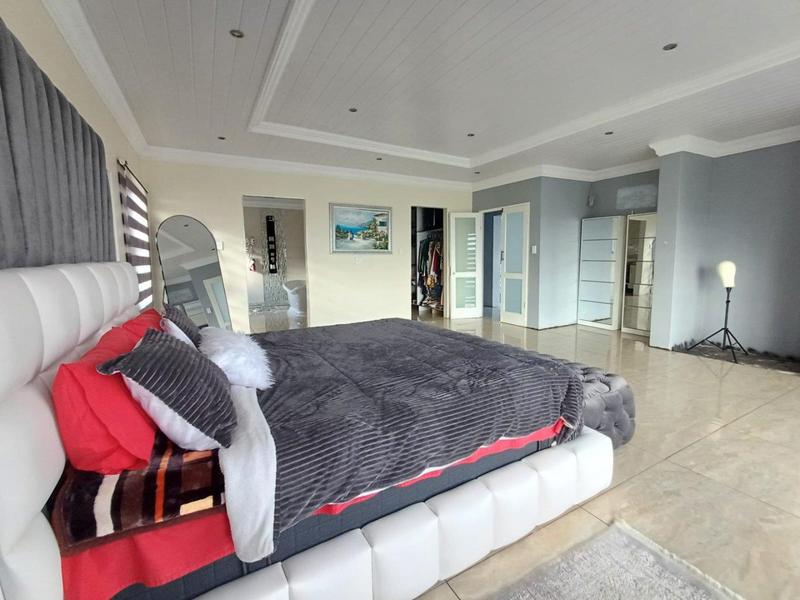 5 Bedroom Property for Sale in Three Rivers East Gauteng