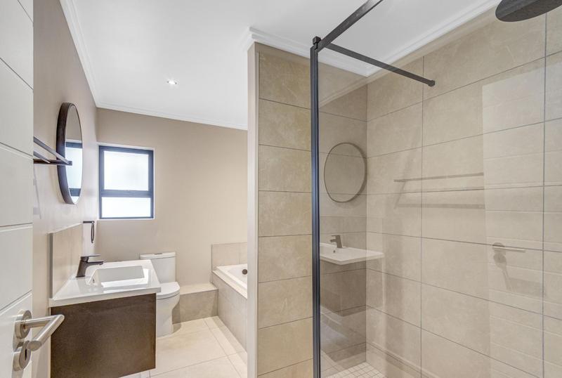 4 Bedroom Property for Sale in Bryanston Gauteng