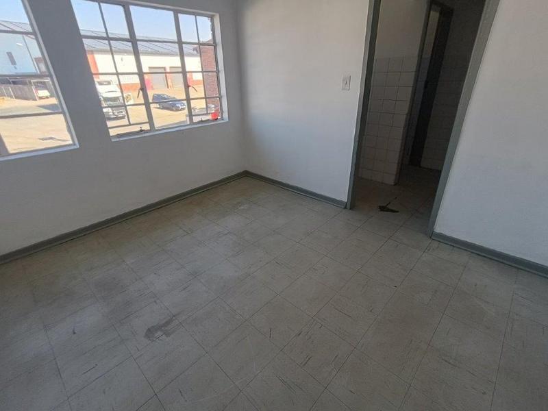 To Let Commercial Property for Rent in Robertville Gauteng