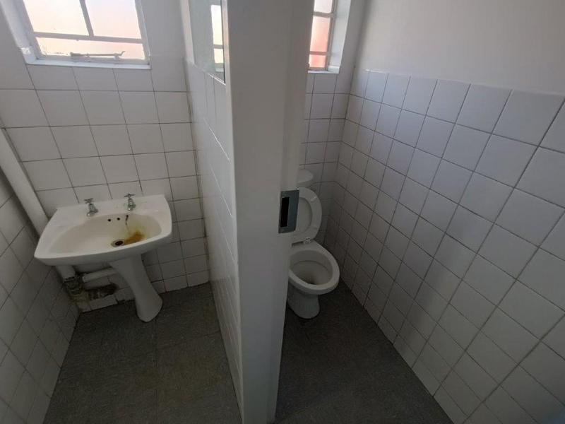 To Let Commercial Property for Rent in Robertville Gauteng