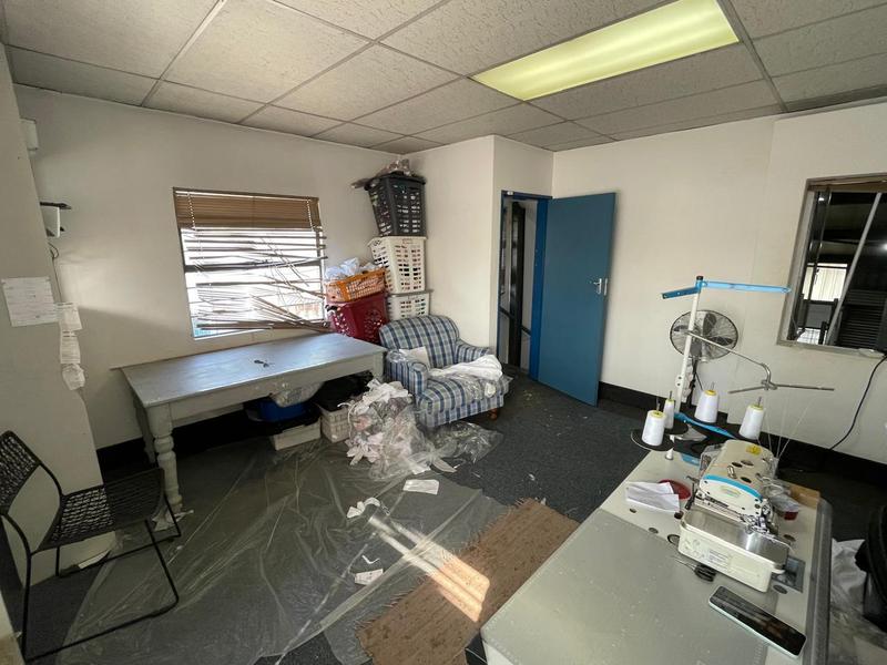 To Let Commercial Property for Rent in Hennopspark Gauteng