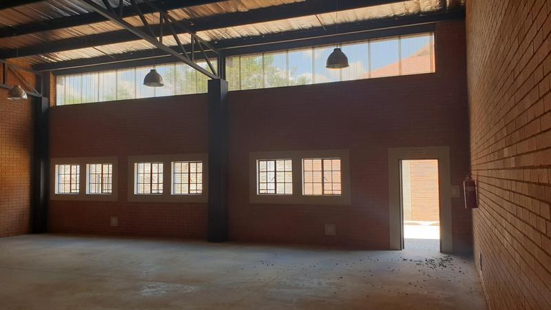 To Let Commercial Property for Rent in N4 Gateway Industrial Park Gauteng