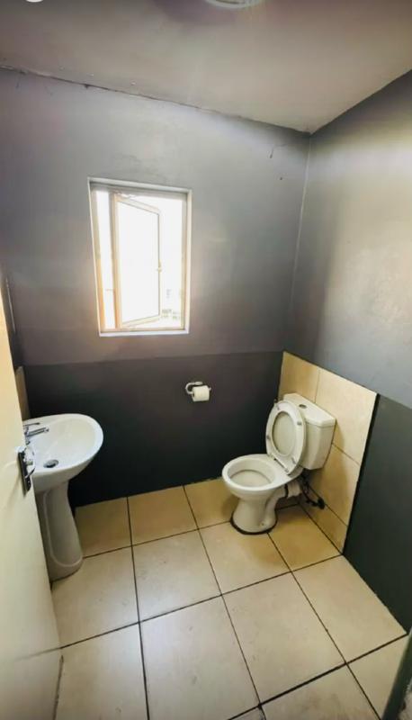 To Let Commercial Property for Rent in Kyalami Gauteng
