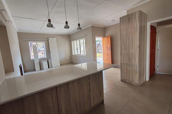 5 Bedroom Property for Sale in Proclamation Hill Gauteng