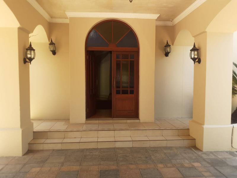 4 Bedroom Property for Sale in Waterkloof Ridge Gauteng