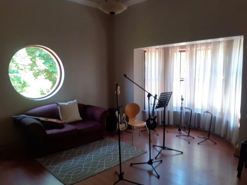 4 Bedroom Property for Sale in Waterkloof Ridge Gauteng