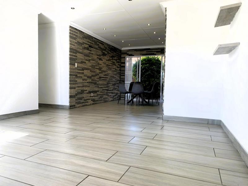 3 Bedroom Property for Sale in Ravenswood Gauteng