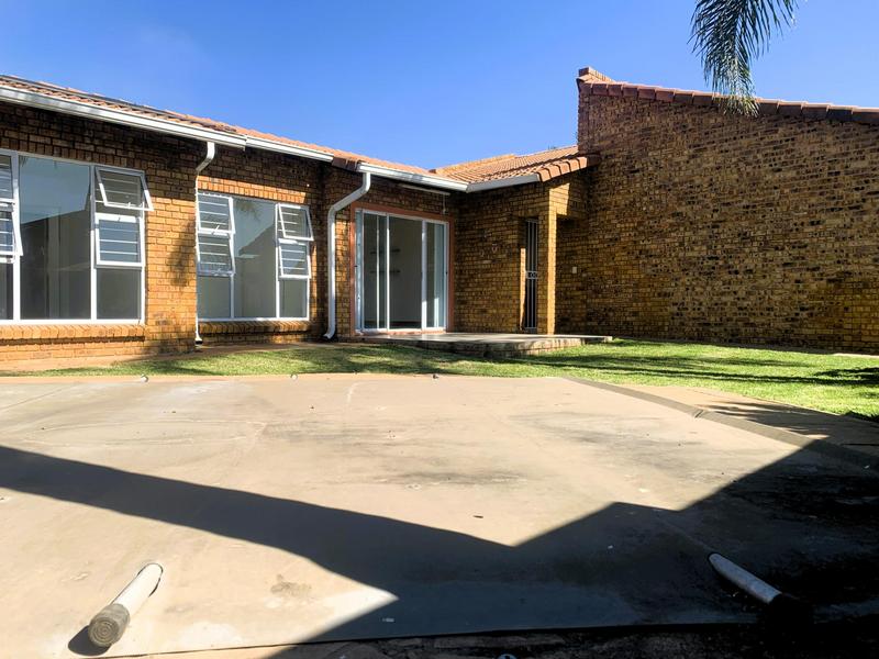 3 Bedroom Property for Sale in Ravenswood Gauteng
