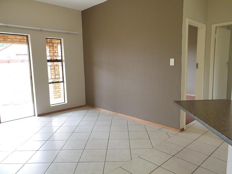 2 Bedroom Property for Sale in Allens Nek Gauteng