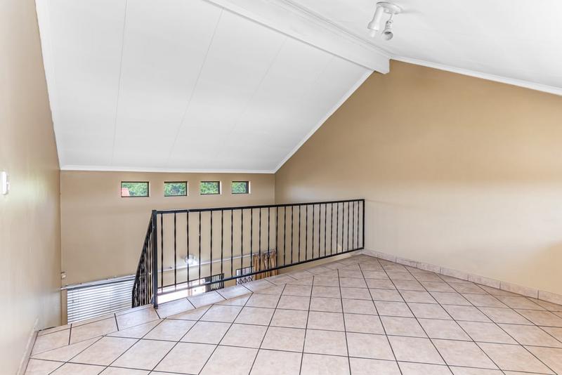 3 Bedroom Property for Sale in Vorna Valley Gauteng