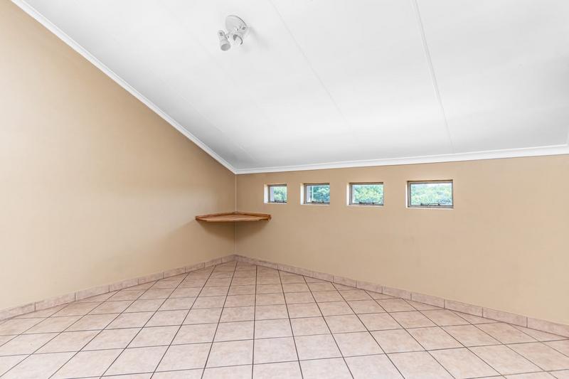 3 Bedroom Property for Sale in Vorna Valley Gauteng