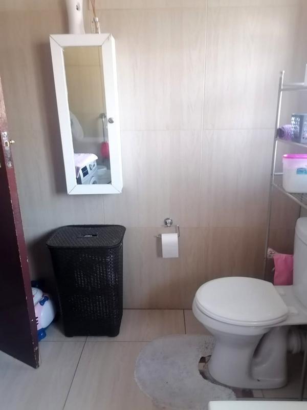 4 Bedroom Property for Sale in Fleurhof Gauteng