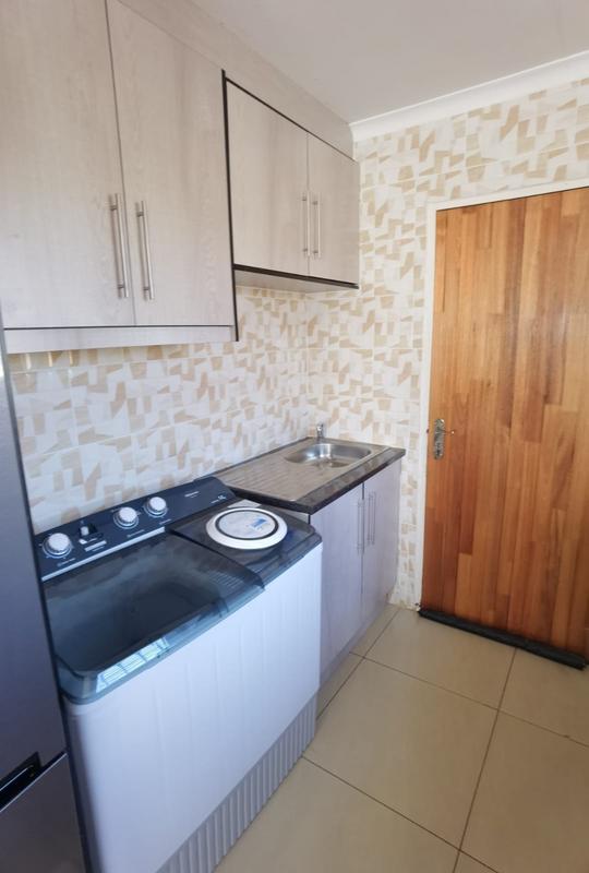 3 Bedroom Property for Sale in Toekomsrus Gauteng