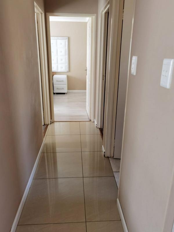 3 Bedroom Property for Sale in Toekomsrus Gauteng
