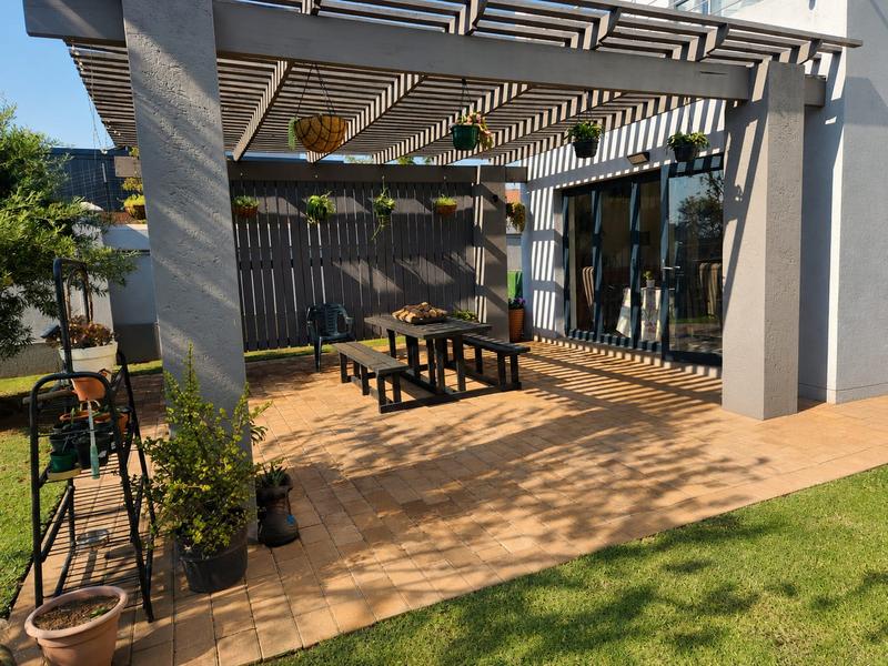 4 Bedroom Property for Sale in Zambezi Country Estate Gauteng