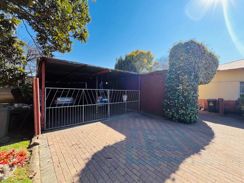 4 Bedroom Property for Sale in Dunnottar Gauteng