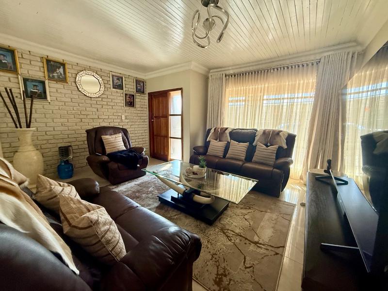 3 Bedroom Property for Sale in Vanderbijlpark Sw 2 Gauteng