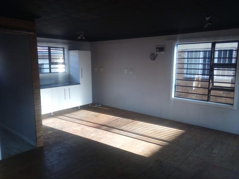 1 Bedroom Property for Sale in Homestead Gauteng