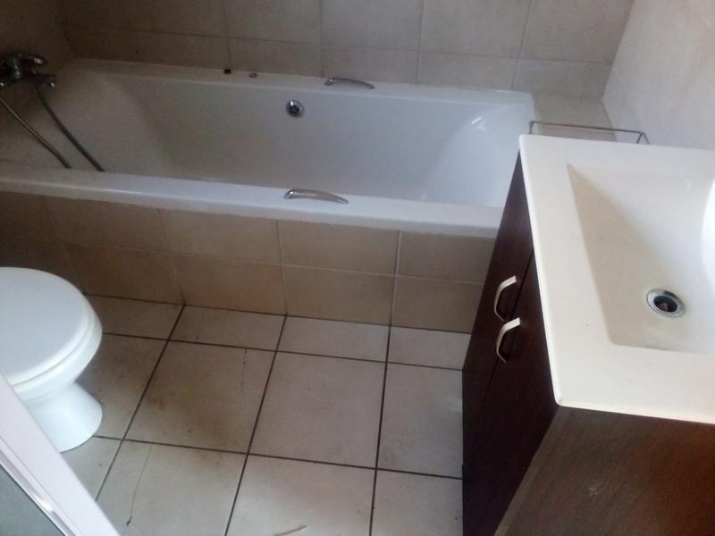 1 Bedroom Property for Sale in Homestead Gauteng