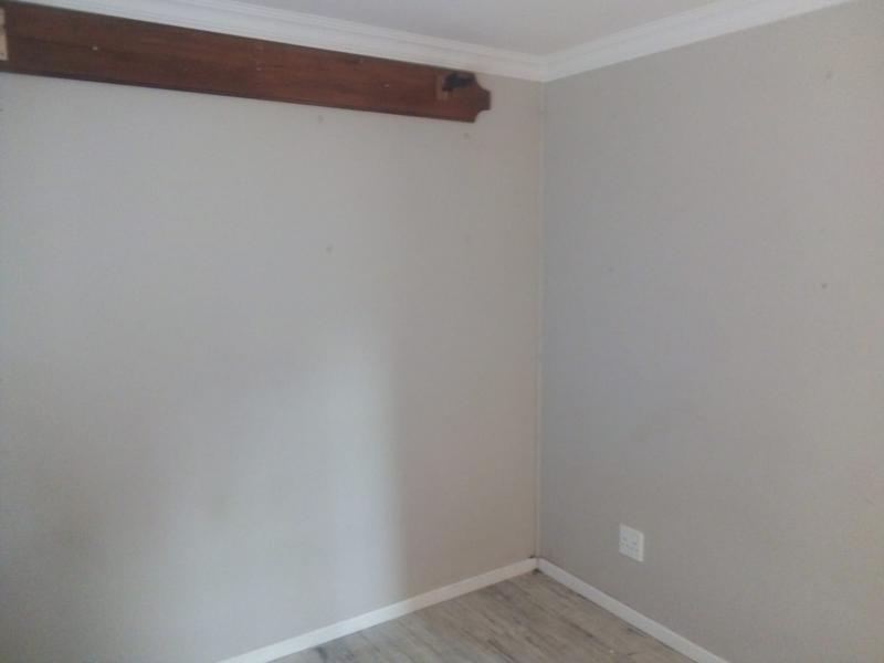 1 Bedroom Property for Sale in Homestead Gauteng