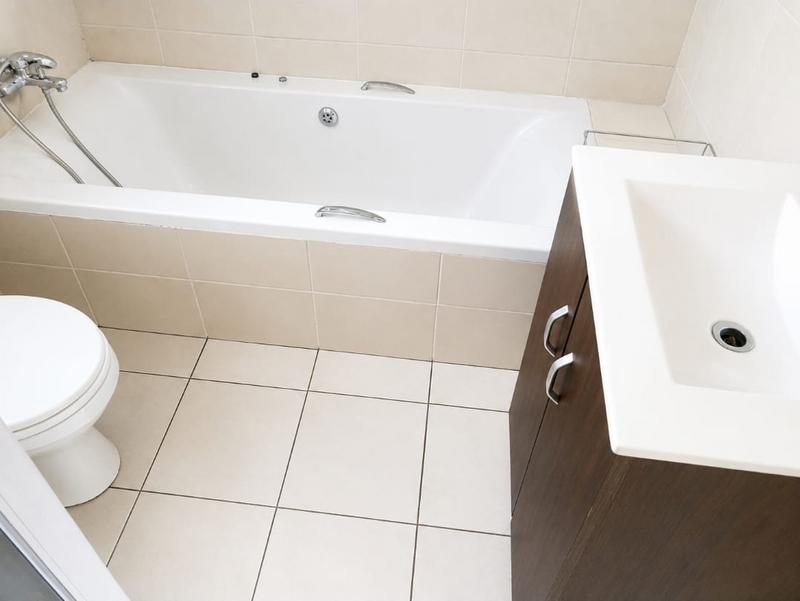 1 Bedroom Property for Sale in Homestead Gauteng