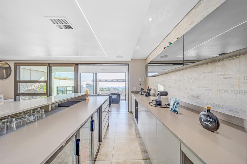 4 Bedroom Property for Sale in Senderwood Gauteng