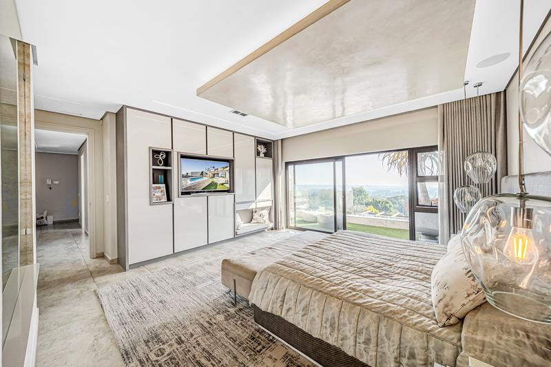 4 Bedroom Property for Sale in Senderwood Gauteng