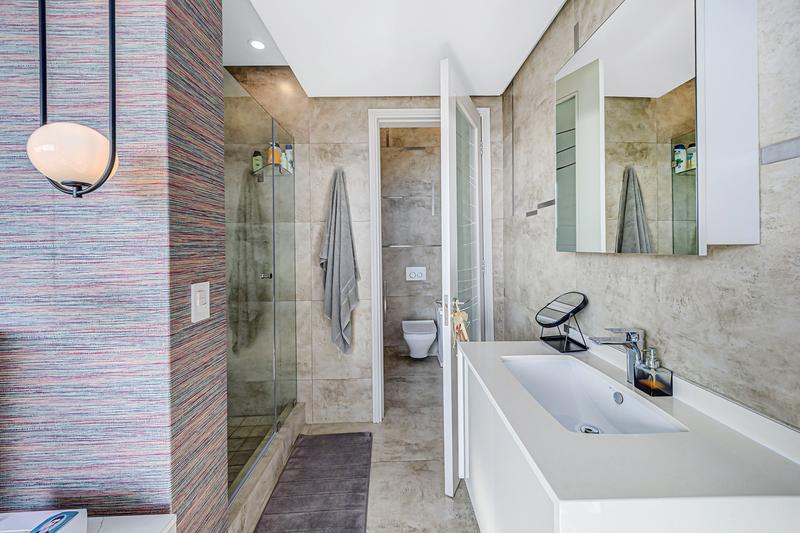 4 Bedroom Property for Sale in Senderwood Gauteng
