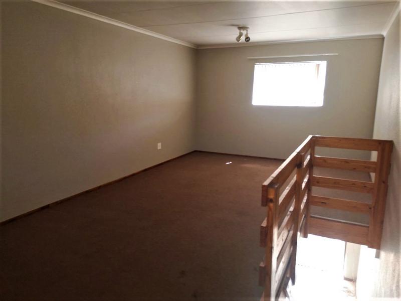 To Let 3 Bedroom Property for Rent in Weltevreden Park Gauteng
