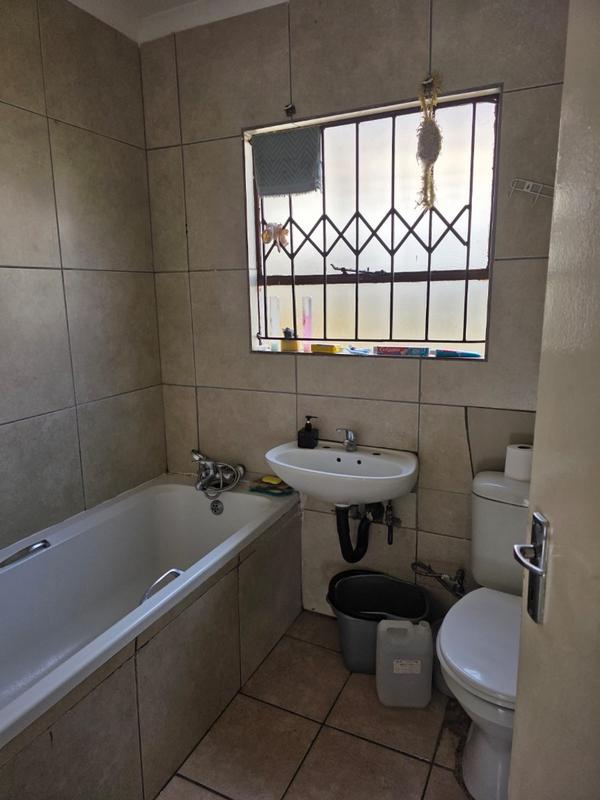 3 Bedroom Property for Sale in Birch Acres Gauteng