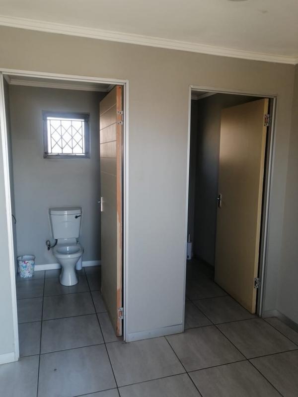 Commercial Property for Sale in Clayville Gauteng