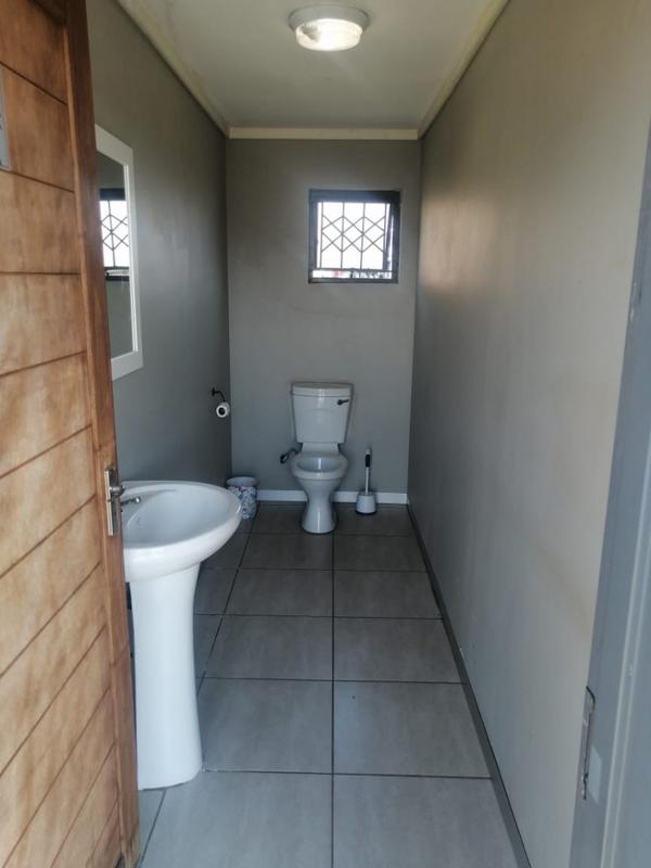 Commercial Property for Sale in Clayville Gauteng