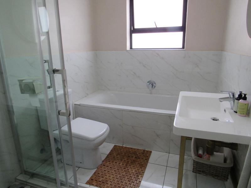 To Let 5 Bedroom Property for Rent in Savannah Country Estate Gauteng