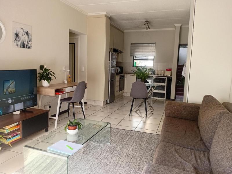1 Bedroom Property for Sale in Paulshof Gauteng