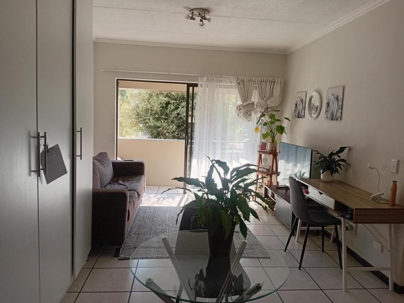 1 Bedroom Property for Sale in Paulshof Gauteng